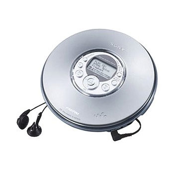 D-NF 420 CD+MP3/радио/дисплей  на корпусе/1xAA/219г/серебро