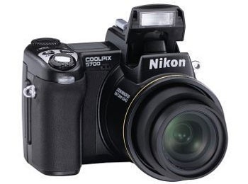 COOLPIX 5700